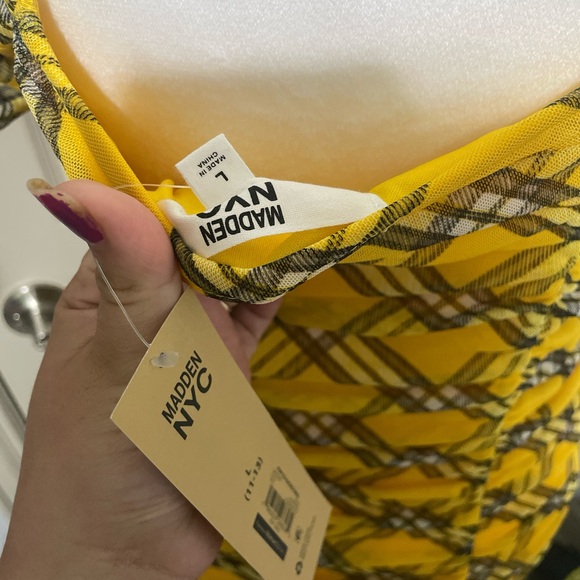 NWT MADDEN NYC YELLOW BODYCON DRESS - Picture 2 of 4